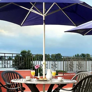 Hotel Four Points By Sheraton Lakeshore Toronto